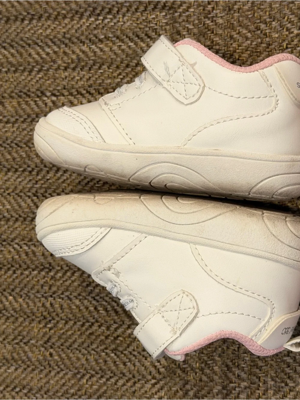 Stride Rite 360 Baby Taye 2.0 Sneakers